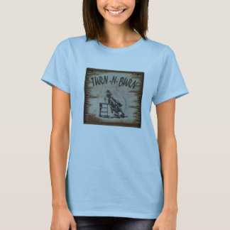 DÉ VUELTA Y QUEME A LA CAMISETA