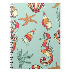 Debajo del cuaderno espiral del mar