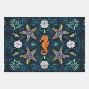 Debajo del papel de ajuste de regalo del mar