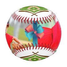 Decora la pelota de béisbol con el nombre y número