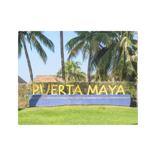 Decoración de arte Metalizado en la Puerta Maya Mé (Anverso)