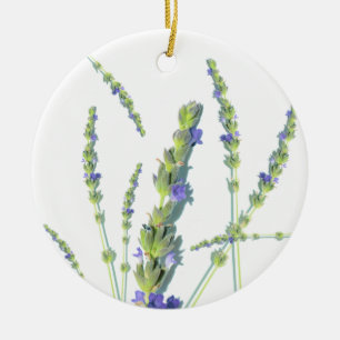 Decoración de flores moradas de lavanda