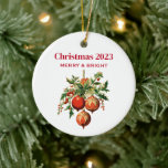 Decoraciones de árbol de Navidad de Guay retro<br><div class="desc">Un adorno con un ilustracion vintage. 3 Navidades rojos baubles rodeados de bayas y bayas verdes. Diseño retro con estilo.</div>