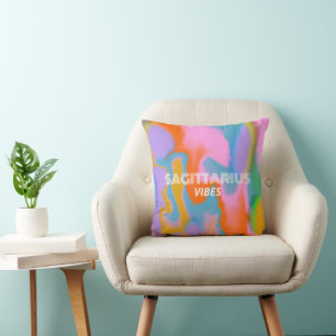 Decorativo cojín personalizado de signo zodiacal colorido mod