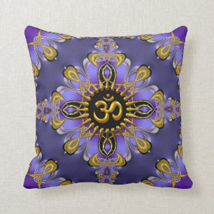 Decorativo Om (Aum) Cojín De Bonito De Oro Púrpura / Pillow