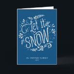 Dejar Que La Nieve | Tarjeta azul de vacaciones pa<br><div class="desc">Extraordinaria tarjeta de vacaciones con caligrafía blanca moderna. Para este diseño hay disponible una foto (plana y plegada). Esta tarjeta de personalizable es parte de una colección de vacaciones "Let It Snow" - hay artículos a juego disponibles.</div>