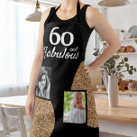Delantal 60 y Fabulous Gold Purpurina 2 Photo 60th Birthday<br><div class="desc">60 y Fabulous Gold Purpurina 2 Photo 60th Birthday Apron. Añade tus fotos - puedes usar una foto antigua y nueva.</div>