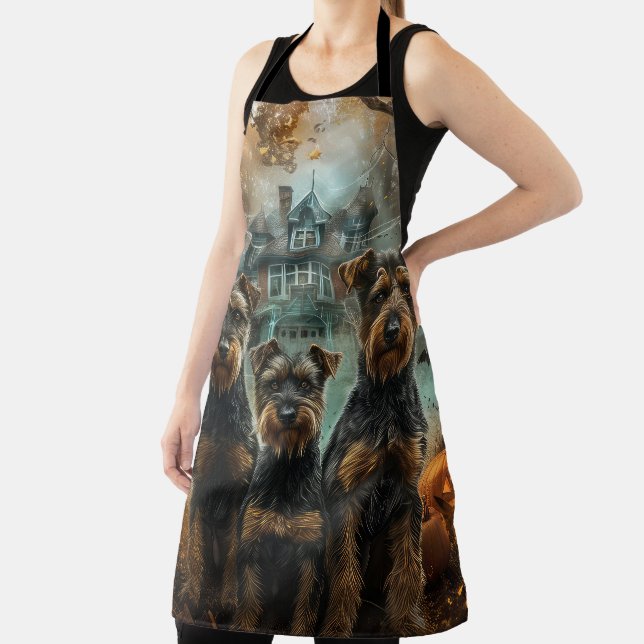 Delantal Airedale Halloween Night Doggy Delight (in situ)