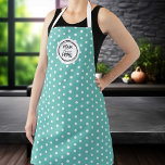 Delantal Añadir la cocción de panfletos con logotipo<br><div class="desc">Descubra el encanto de nuestra plataforma de cocina personalizado. Diseñado de manera única, con un fondo verde azulado vibrante y un patrón de puntos polka vintage, este delantal es realmente único en su clase. Personalizar el color para que se adapte a tu estilo personal o a tu decoración de cocina,...</div>
