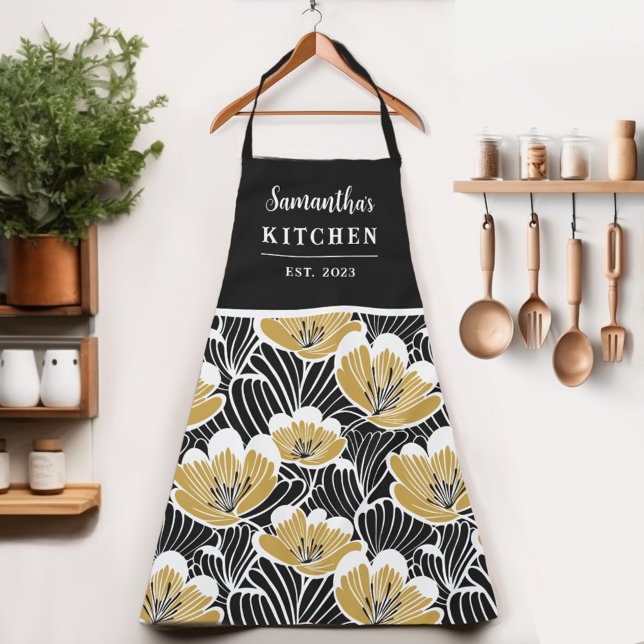 Delantal Apron con nombre de mujer floral retro (Whether you're baking, painting, or gardening, this personalized apron adds flowers to your day!)