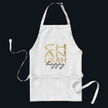 Delantal Aprons Chanukah Happy<br><div class="desc">Un delantal estándar "Chanukah Happy". ¡Este "Chanukah Happy" es también un gran regalo para anfitriones! Personalice borrando texto, "feliz" y agregando su propio mensaje. Elija su estilo de fuente, color y tamaño favoritos para el texto. Este diseño también se puede crear en los otros delantales de tamaño y se puede...</div>