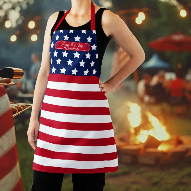 Delantal Bandera Patriótica de EEUU Feliz 4 de julio, nombr (Red, White and Blue Patriotic U.S. Flag "Happy 4th of July" Family Name Kitchen | BBQ Apron)
