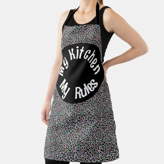 Delantal Black Leopard Apron (in situ)