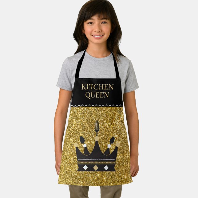 Delantal Bling! Queen of Kitchen All-Over Print Apron (in situ)