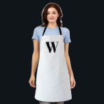 Delantal Carta inicial de personalizado blanco negro monogr<br><div class="desc">Monograma moderno personalizado personalizado blanco y negro letra inicial Minimalista elegante cocina de moda Apron. Ideal para la cocina,  la cocina,  el horneado,  la parrilla,  la barbacoa,  las artes y la artesanía,  la cerámica,  etc.</div>