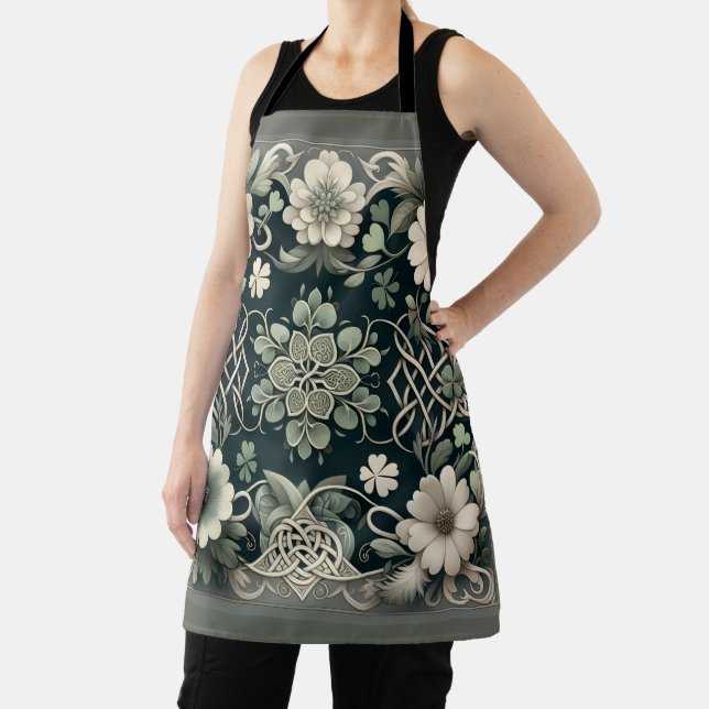 Delantal Celtic Clover Floral Charm (in situ)