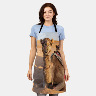 Delantal Cerco sobre camello en el desierto de Omán