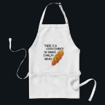 Delantal Challah<br><div class="desc">Challah Apron Adulto - Presentando este hilarante delantal con una imagen de pan de Challah. Presentando el mensaje "Hay una (buena) oportunidad de que esté horneando pan de jalá". ¡Una idea genial para un regalo de Hanukkah! Aviso de derechos de autor: La imagen de pan usada en este producto fue...</div>