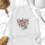 Delantal Cita de Pin Rolling Pin para los panaderos<br><div class="desc">Los Panaderos Van A Hacer Rolling Pin Cita Apron Adulto. Cuto delantal del chef con una graciosa cita del humor de la cocina. Personalice el diseño de humor de este personalizado con su propio nombre o texto.</div>