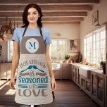 Delantal Cocina de temporada con obsequio por monograma<br><div class="desc">Este diseño se puede personalizar eligiendo la opción personalizar para añadir texto o realizar otros cambios. Si este producto tiene la opción de transferir el diseño a otro artículo, asegúrese de ajustar el diseño para que se ajuste si es necesario. Contáctame en colorflowcreations@gmail.com si deseas tener este diseño en otro...</div>