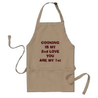 "COCINAR ES MI PRIMER AMOR/ERES MI PRIMER" APRON