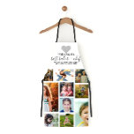 Delantal Collage de fotos de la abuela del mejor chef del c<br><div class="desc">Este delantal lindo y dulce es perfecto para cualquier abuela. Cuenta con 13 fotos de personalizables de sus hermosos nietos. También incluye la cita, "La abuela orgullosa. El mejor panadero y chef, rociando a cada nieto con amor y afecto", con tipografía cursiva manuscrita negra y corazón gris sobre un fondo...</div>