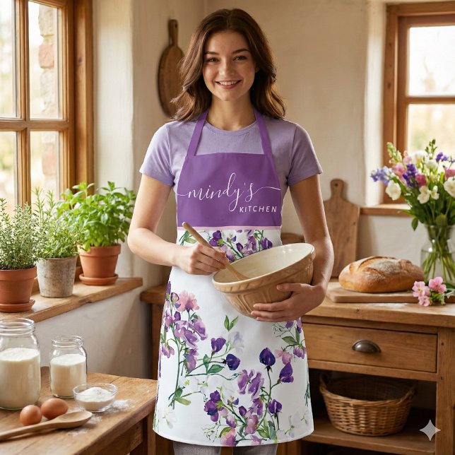 Delantal con estampado de Sweet Pea (This beautiful personalized apron would make a great bridal shower or birthday gift! )