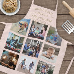 Delantal Cualquier Collage de fotos de texto mejor mamá Rub<br><div class="desc">Celebra las simples alegrías de la familia y los nietos con un elegante collage de fotos personalizados de color rosa y delantal dorado. Las imágenes y todo el texto son simples de personalizar. La cita que dice "La mejor mamá del mundo y el mejor chef que te amamos" puede ser...</div>