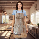 Delantal Daisy Rústico de Cocina Personalizada<br><div class="desc">Este diseño se puede personalizar eligiendo la opción personalizar para añadir texto o realizar otros cambios. Si este producto tiene la opción de transferir el diseño a otro artículo, asegúrese de ajustar el diseño para que se ajuste si es necesario. Contáctame en colorflowcreations@gmail.com si deseas tener este diseño en otro...</div>