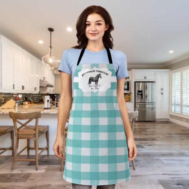 Delantal de caballo de granja a cuadros búfalo azu (Teal Buffalo Plaid Farm Horse Personalized Apron)