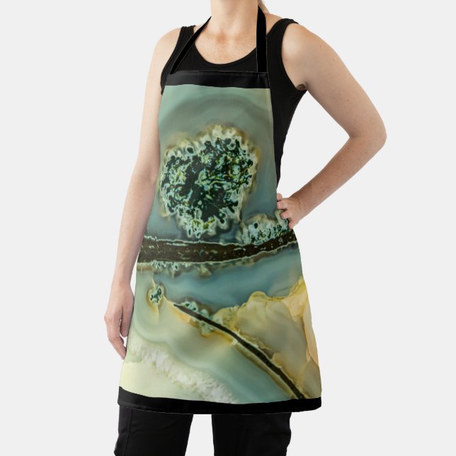 Delantal Dentro de una piedra semipreciosa (in situ)