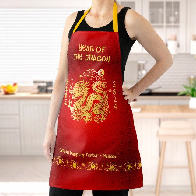 Delantal Dragón chino Relieve metalizado dorado rojo año nu (LINK FOR 2025 YEAR OF THE SNAKE: https://www.zazzle.com/collections/119316095761799932)