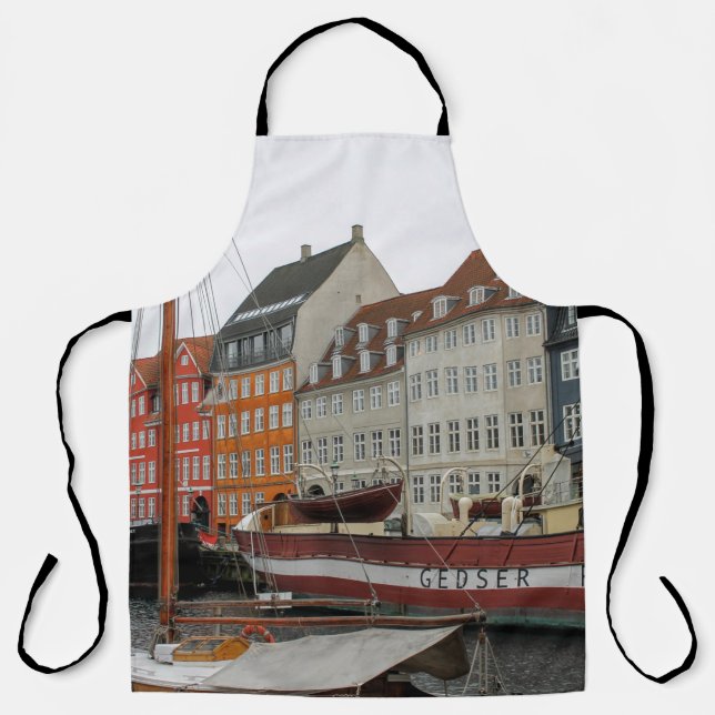 DELANTAL EDIFICIOS COLORIDOS JUNTO AL RÍO (Anverso)