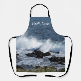 Delantal El surf en el Océano Pacífico