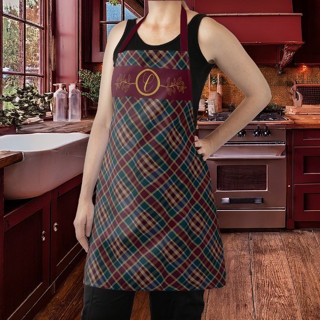 Delantal Elegante Monograma Dorado - Verde azulado azul de  (Elegant Gold Tone Holly and Berries Monogram Cranberry, Dk Blue, Teal Plaid Christmas Holiday Apron)