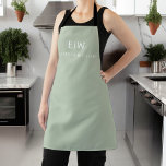 Delantal Elegante Profesional Simple Monograma Minimalista<br><div class="desc">Presentamos nuestra Elegante Colección Minimalista Profesional Simple Monograma: Eleva tu estilo con sofisticación atemporal y elegancia subestimada. Esta colección, elaborada con meticulosa atención a los detalles, presenta diseños minimalistas adornados con su monograma personalizado. Cada pieza exuda profesionalismo y refinamiento, perfecto para dar una impresión duradera en cualquier entorno. Desde la...</div>