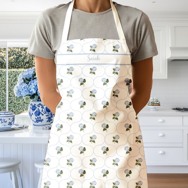 Delantal Enrejado de flores de Hortensia Azul (Blue Hydrangea Trellis Apron)