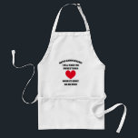 Delantal Es gracioso que recordara nuestro día de aniversar<br><div class="desc">Es curioso que recordara el día de nuestro boda Adulto Apron por pareja de esposos. Añade tu propio texto humorístico para sorprender a tu pareja y nunca olvidas esa fecha importante de nuevo. Texto en negrita con un romántico icono del amor al corazón rojo. Un recordatorio divertido para él o...</div>