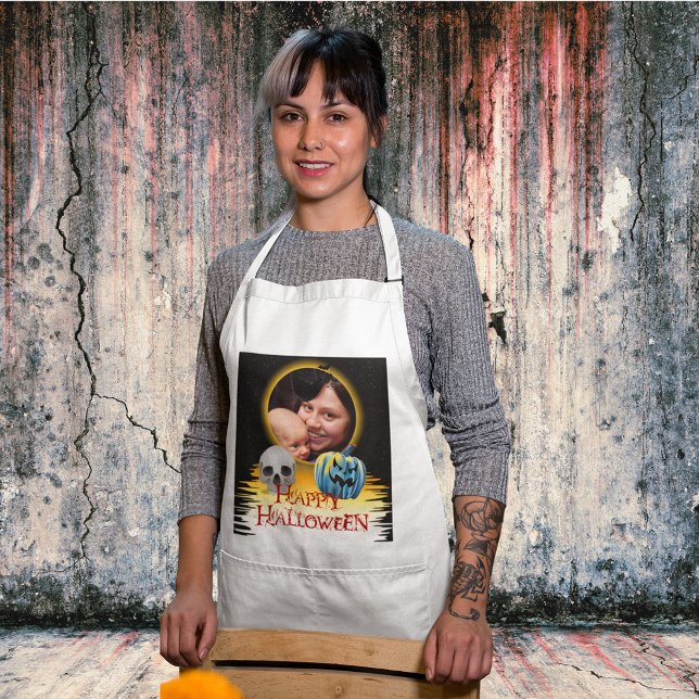 Delantal Esqueleto fotográfico de Halloween y Jack o Lanter (Halloween Photo Frame Skeleton and Jack o Lantern Adult Apron)