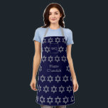 Delantal Estrella de David | FELIZ CHANUKAH | Azul monográf<br><div class="desc">Elegante Apron FELIZ CHANUKAH con un patrón falso de STAR plateado de DAVID contra un fondo azul de medianoche. En el medio hay un texto de PERSONALIZABLE que dice FELIZ CHANUKAH en la tipografía falsa de plata. En la parte superior hay un PERSONALIZABLE MONOGRAM, que se puede sustituir por el...</div>