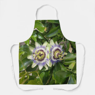 Delantal floral de flor de pasión púrpura