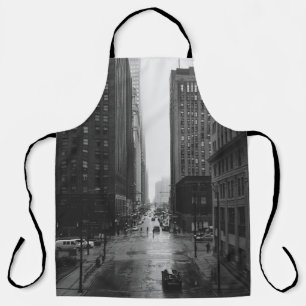 DELANTAL FOTO DE GRAYSCALE EN CITY STREET