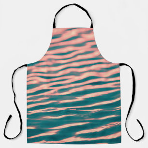 Delantal Foto de primer plano del cuerpo tranquilo de w