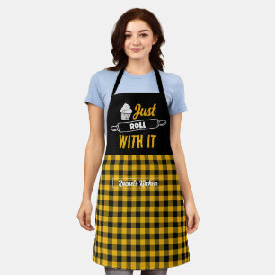 Delantal Funny Baking Just Rolling With It Black Yellow Pla