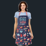 Delantal Funny Baking Pun Whip It Good Retro Baker Pattern<br><div class="desc">Divertido y genial delantal para hacer la cocina más divertida. Regalo personalizado para la familia y amigos que aman cocinar, cocinar y probar una nueva receta en la cocina. Personalizar la redacción para que se ajuste a su ocasión. Puede utilizar la Herramienta de diseño para cambiar aún más el tipo...</div>