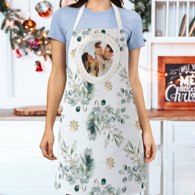 Delantal Gloria a Dios Biblia Verse Navidades Verdor vegeta (Religious Christmas apron with photo, name and the words "God bless us everyone".)