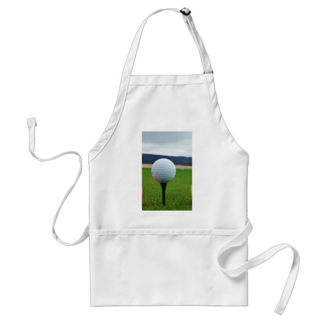 Delantal Golf Ball en un campo de golf de montaña (Frente)