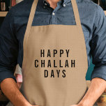 Delantal Happy Challah Days Cute Hanukkah<br><div class="desc">Lanza todos tus favoritos de vacaciones en este super lindo delantal que presenta "Happy Challah Days" en una moderna letra negra. ¡Un regalo de novedad divertida para Hanukkah!</div>