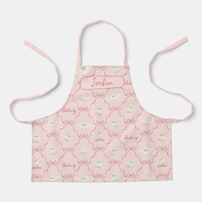 Delantal Hedwig Pink Ribbon Pattern (Anverso)