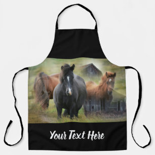 Delantal Hermosos caballos y establos rústicos